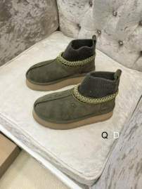 Picture of UGG Shoes _SKUUGGsz35-40GDT090119655
